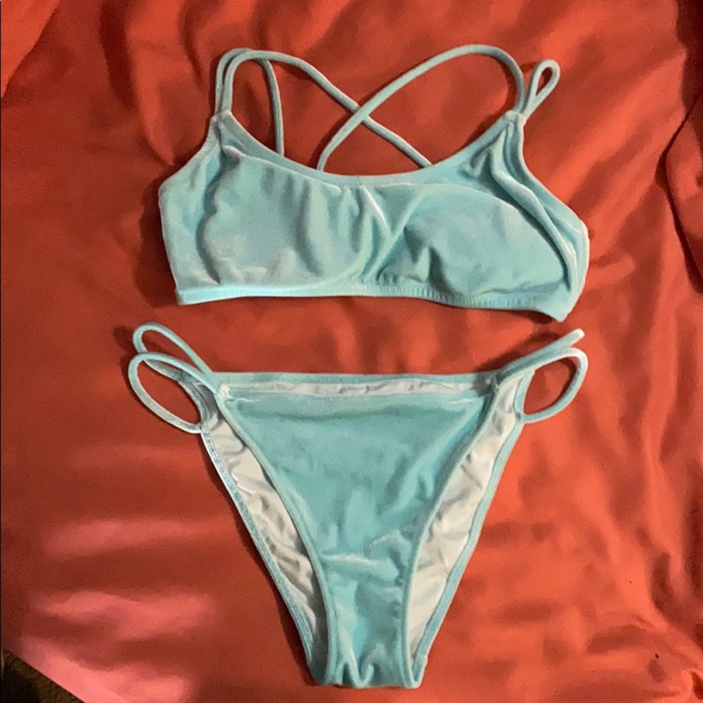 Victoria’s Secret pink bikini